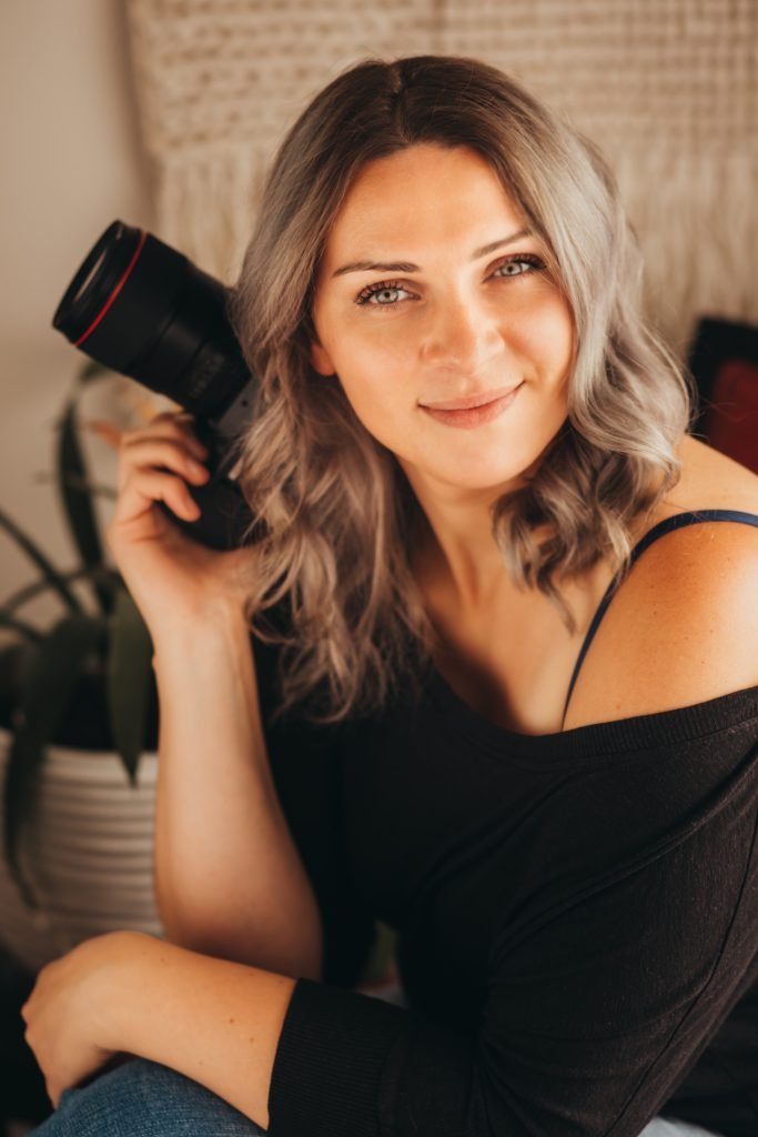 Katarzyna of Naniu Studio, wedding photographer