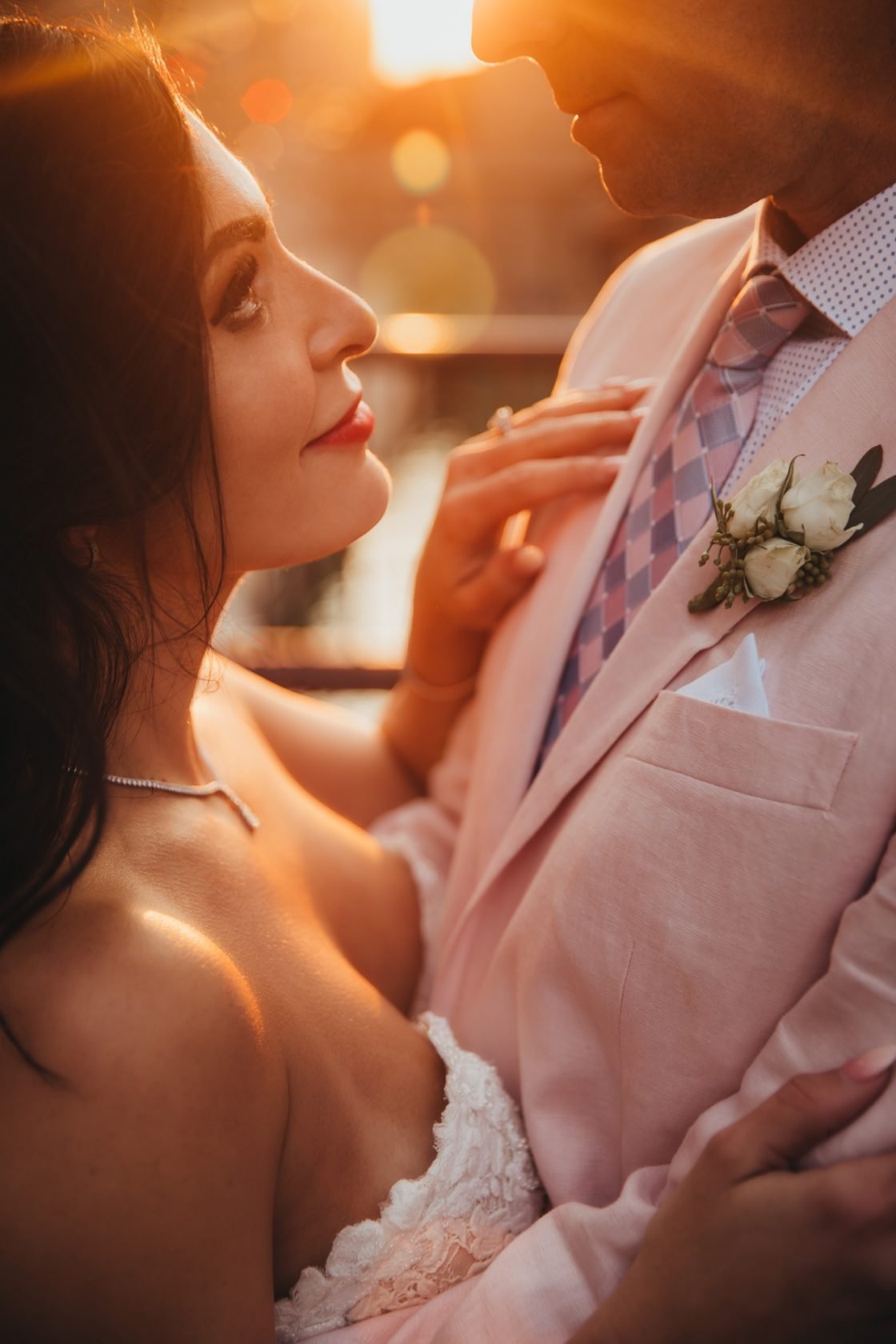 5 tips to save money on your wedding photography